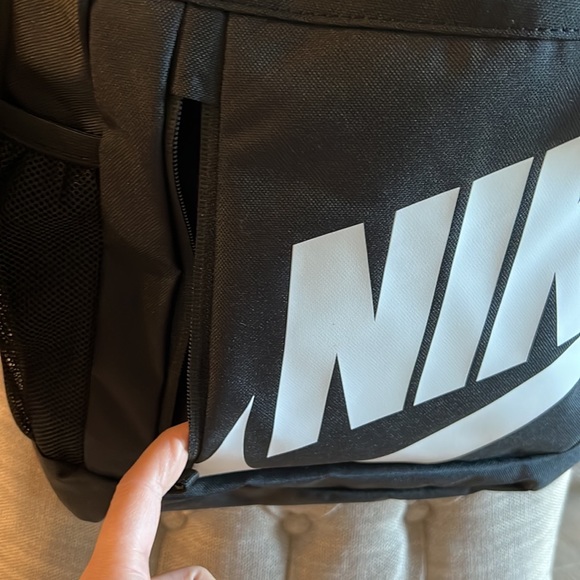 Nike backpack - Picture 4 of 8